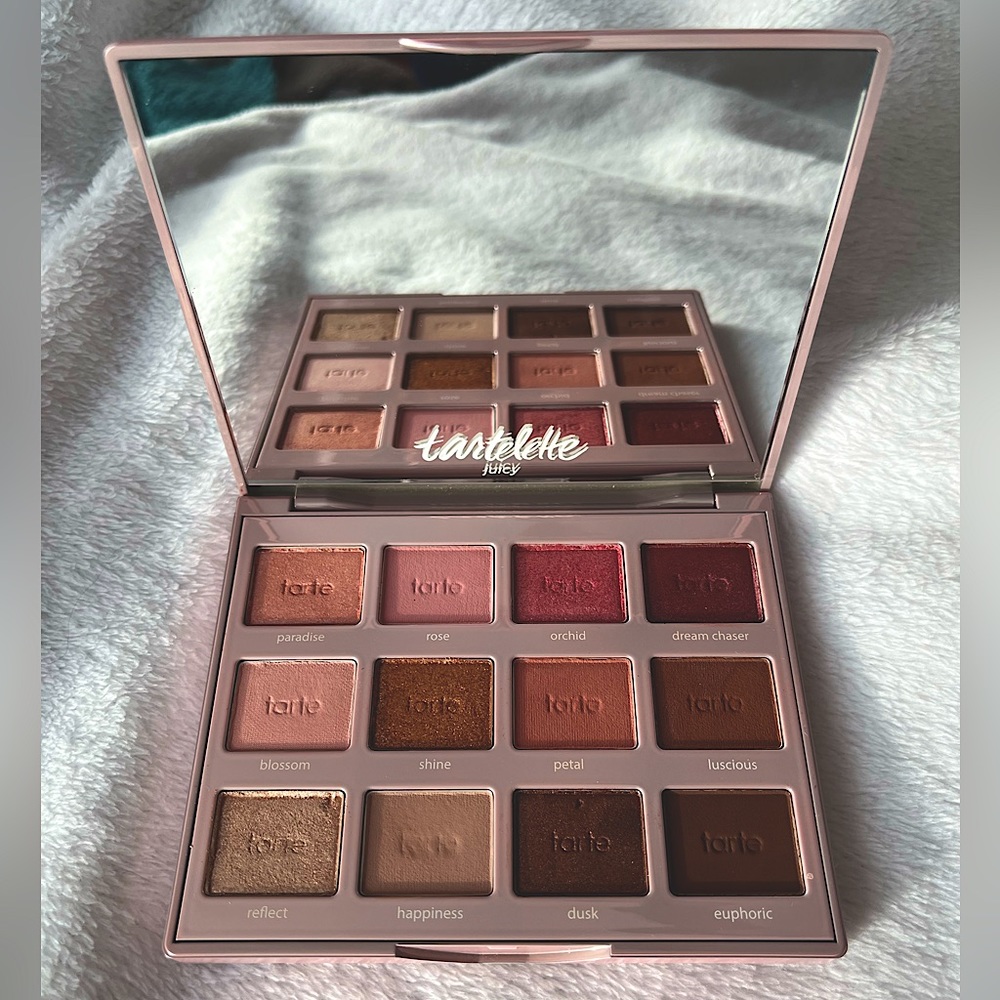 Tartelette juicy eyeshadow palette